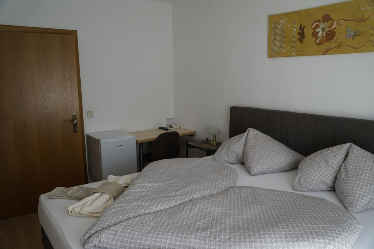 Pension-Ferienwohnung Rotar Faak am See Exterior foto